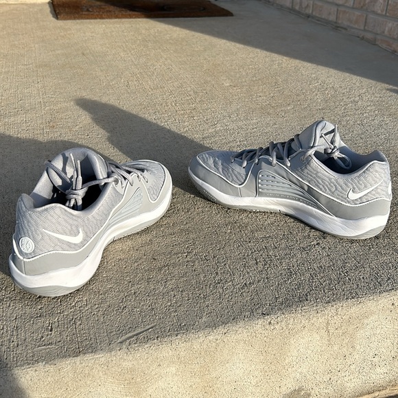 Nike KD 16 Shoes - Picture 3 of 6
